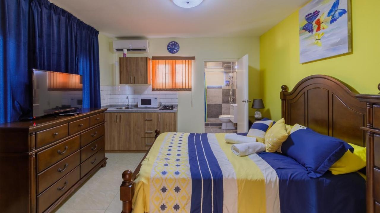 Omira Apartment Suites Willemstad Exterior photo